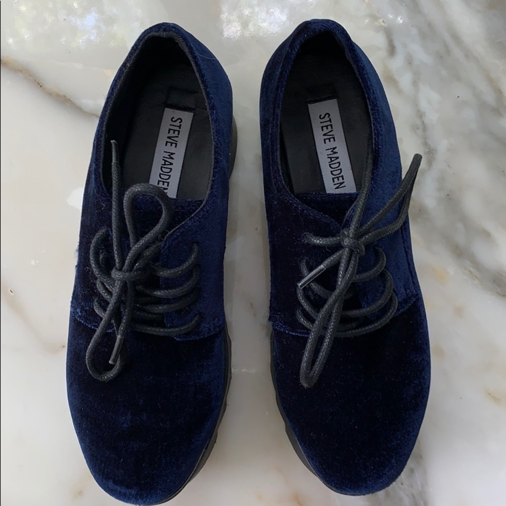 Steve Madden platform velvet blue shoes